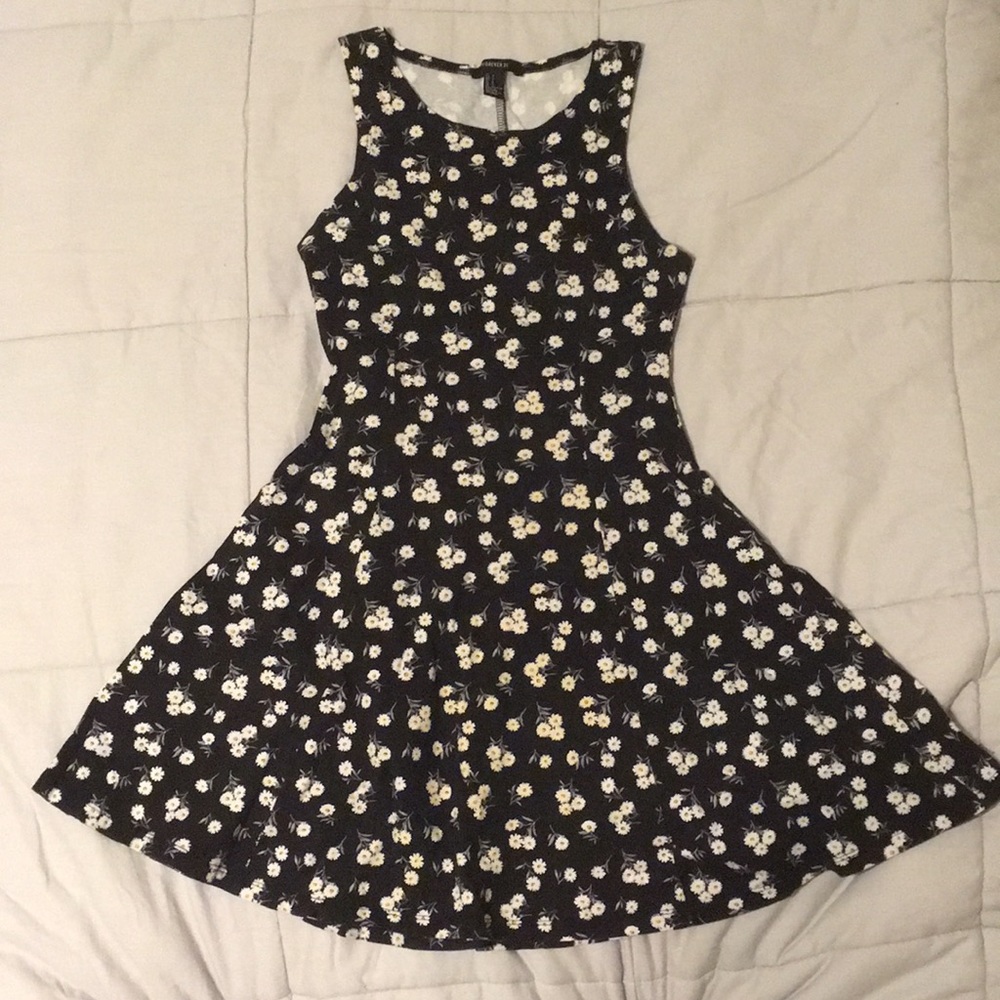 Daisy print skater dress
